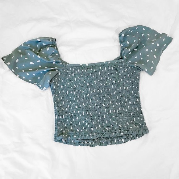 Abercrombie & Fitch Smocked Polka Dot Top - NWT - Picture 2 of 4